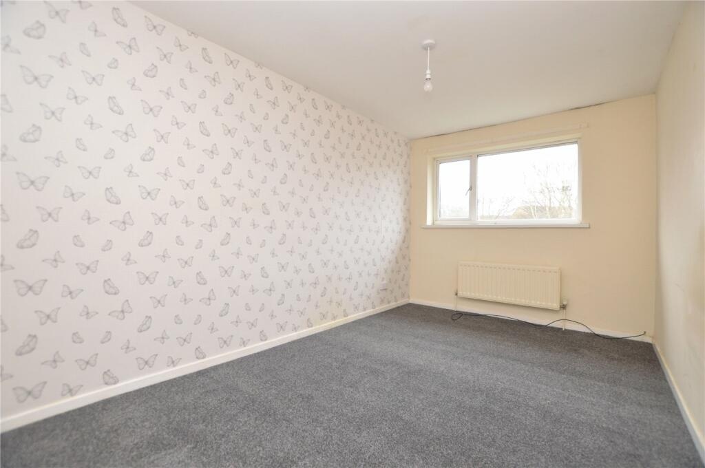 Rothwell, Leeds 3 Bed End Terrace, Northfield Place, LS26 To Rent