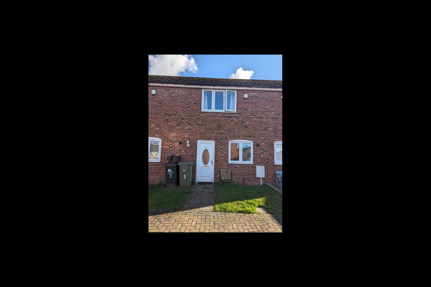 Heanor 3 Bed Terraced House, Carlyle Gardens, DE75 To Rent Now for