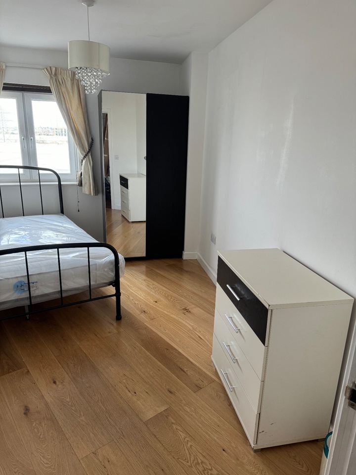 Croydon 2 Bed Flat, Peebles Court, CR0 To Rent Now for £1,750.00 p/m