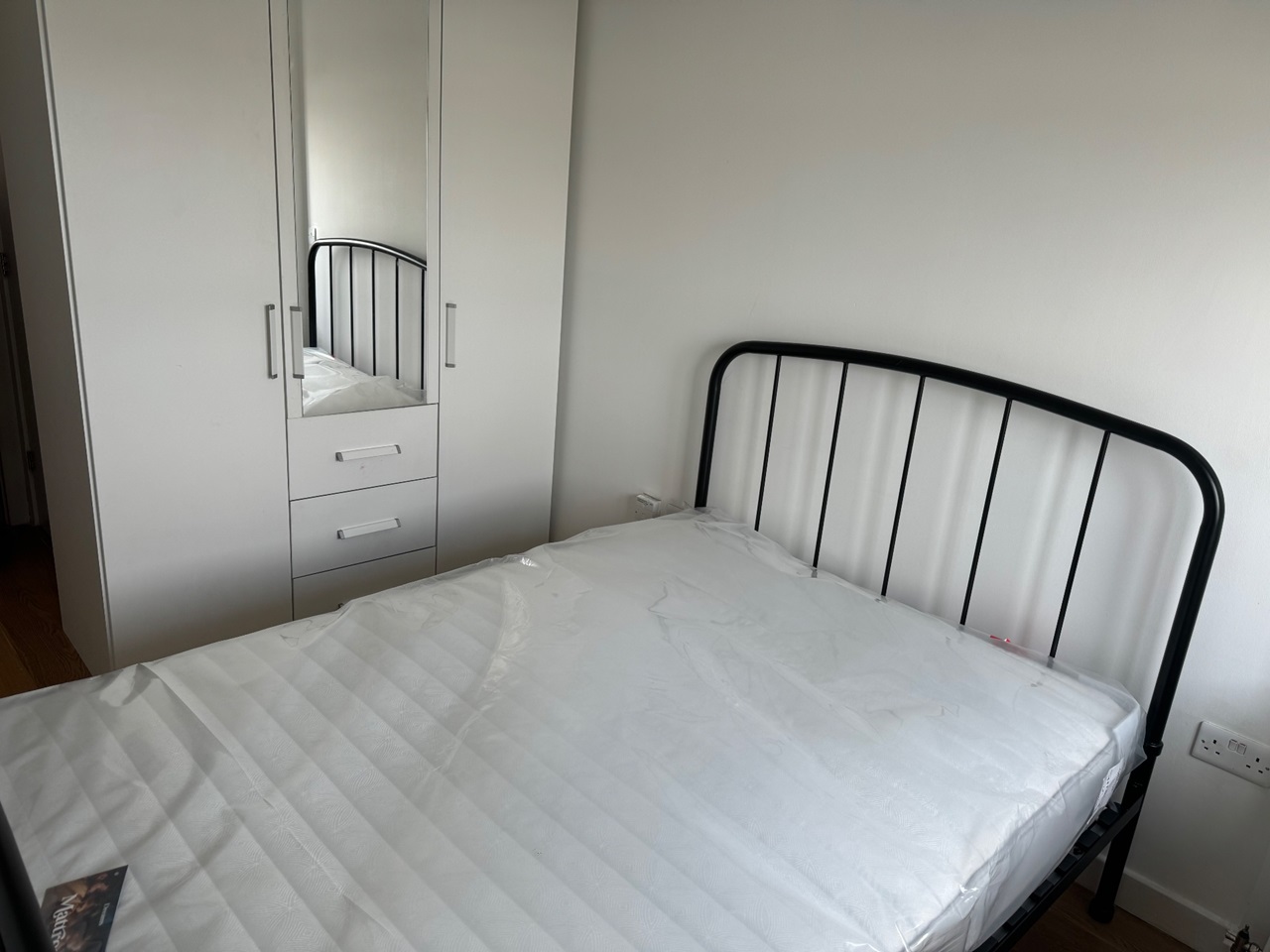 Croydon 2 Bed Flat, Peebles Court, CR0 To Rent Now for £1,750.00 p/m