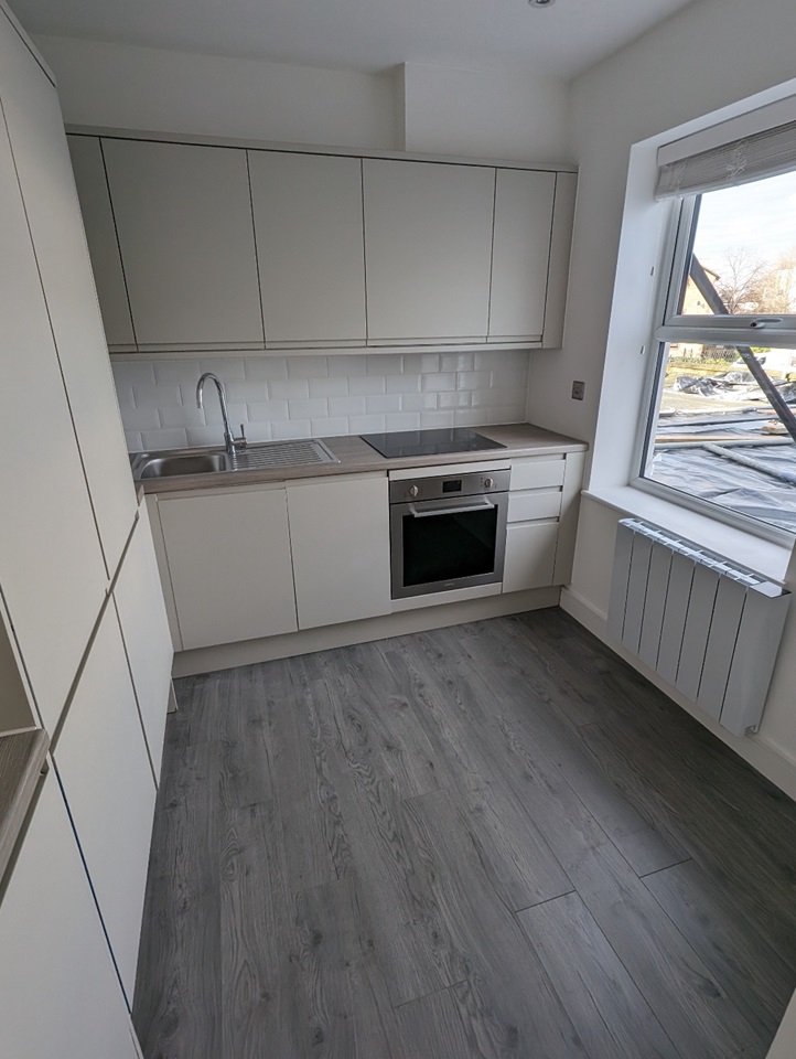 London Studio Flat, Leytonstone Road, E15 To Rent Now for £1,150.00 p/m