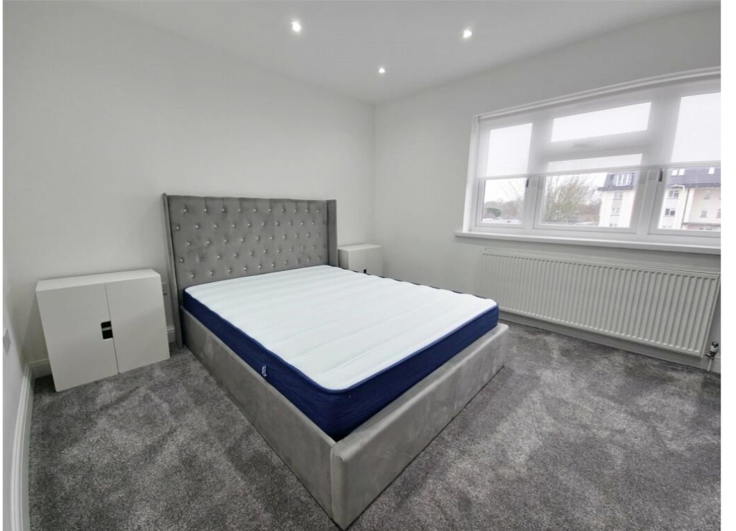 Upminster 3 Bed SemiDetached House, St. Marys Lane, RM14 To Rent