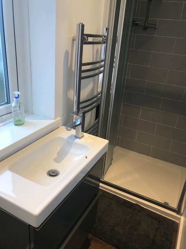 Bath 4 Bed SemiDetached House, Roundhill Grove, BA2 To Rent Now