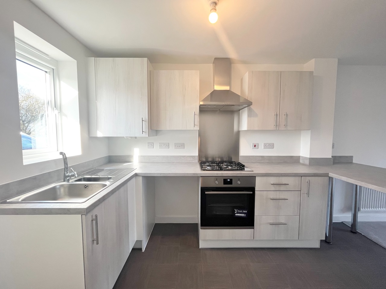 Fleckney, Leicester 2 Bed Terraced House, Gamble Avenue, LE8 To