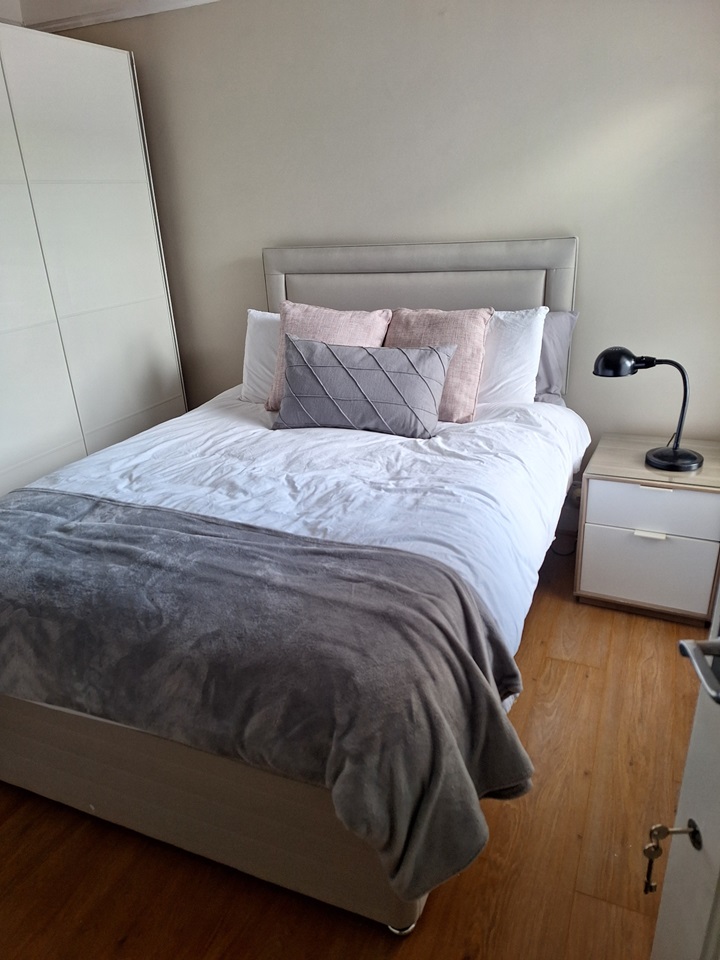 London Room in a Shared Flat, Woodlands Road, E17 To Rent Now for £585.00 p/m