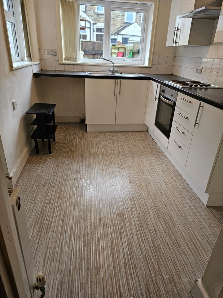 Colne 2 Bed Terraced House, Ridehalgh Street, BB8 To Rent Now for £