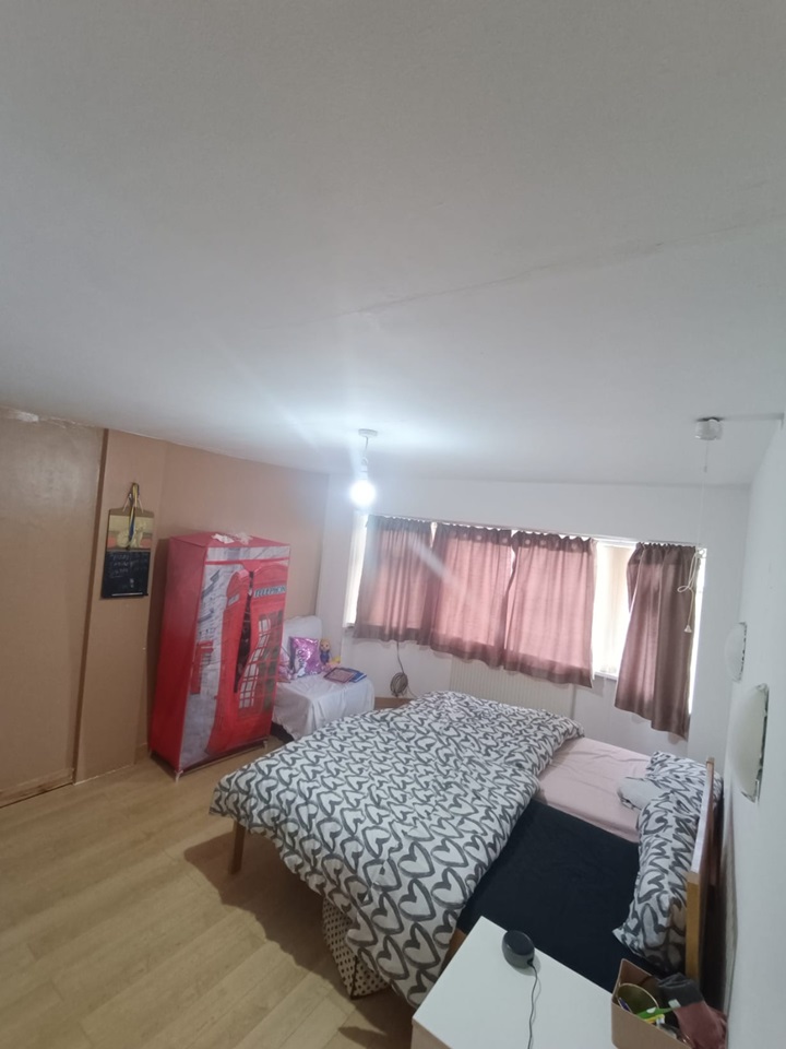 Penylan, Cardiff 4 Bed SemiDetached House, Llanedeyrn Road, CF23