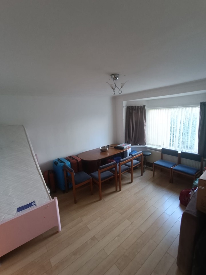 Penylan, Cardiff 4 Bed SemiDetached House, Llanedeyrn Road, CF23