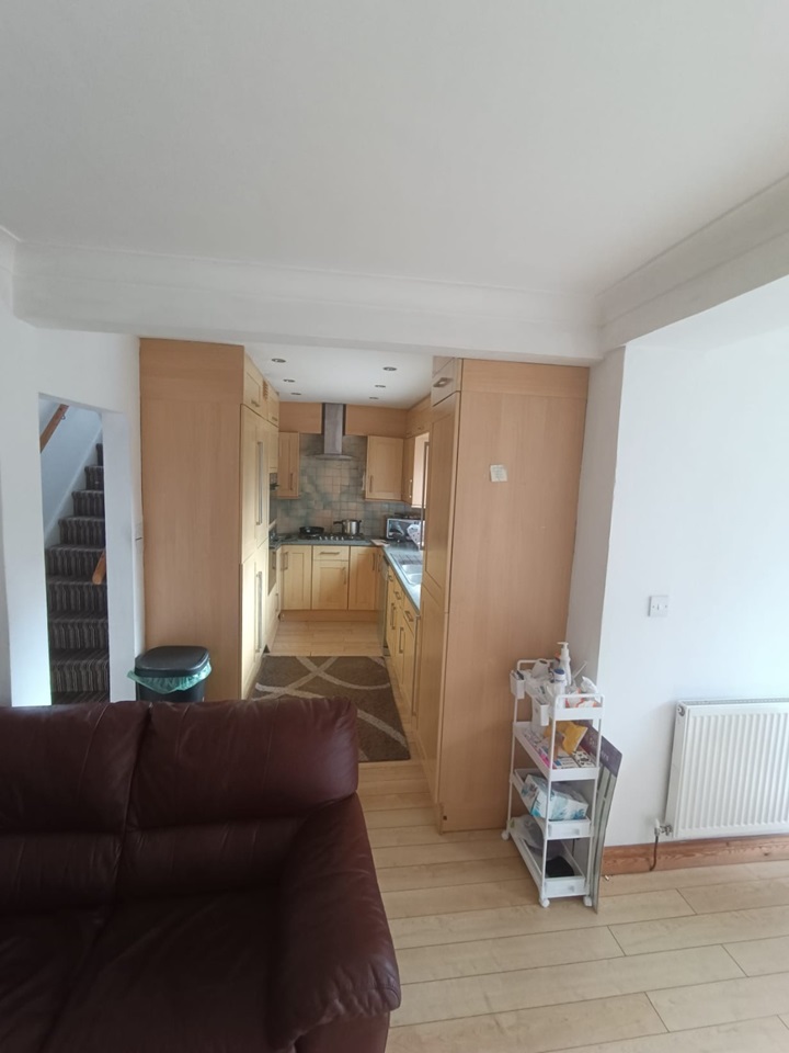 Penylan, Cardiff 4 Bed SemiDetached House, Llanedeyrn Road, CF23