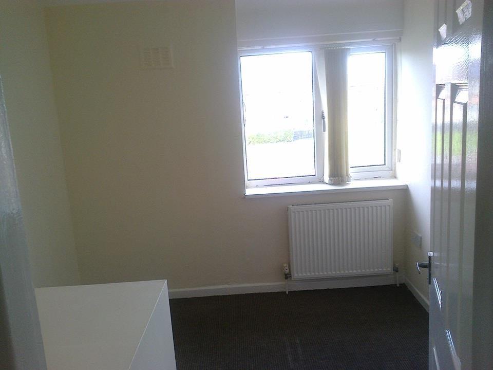 Little Hulton, Manchester 3 Bed Terraced House, Thornfield Grove, M38