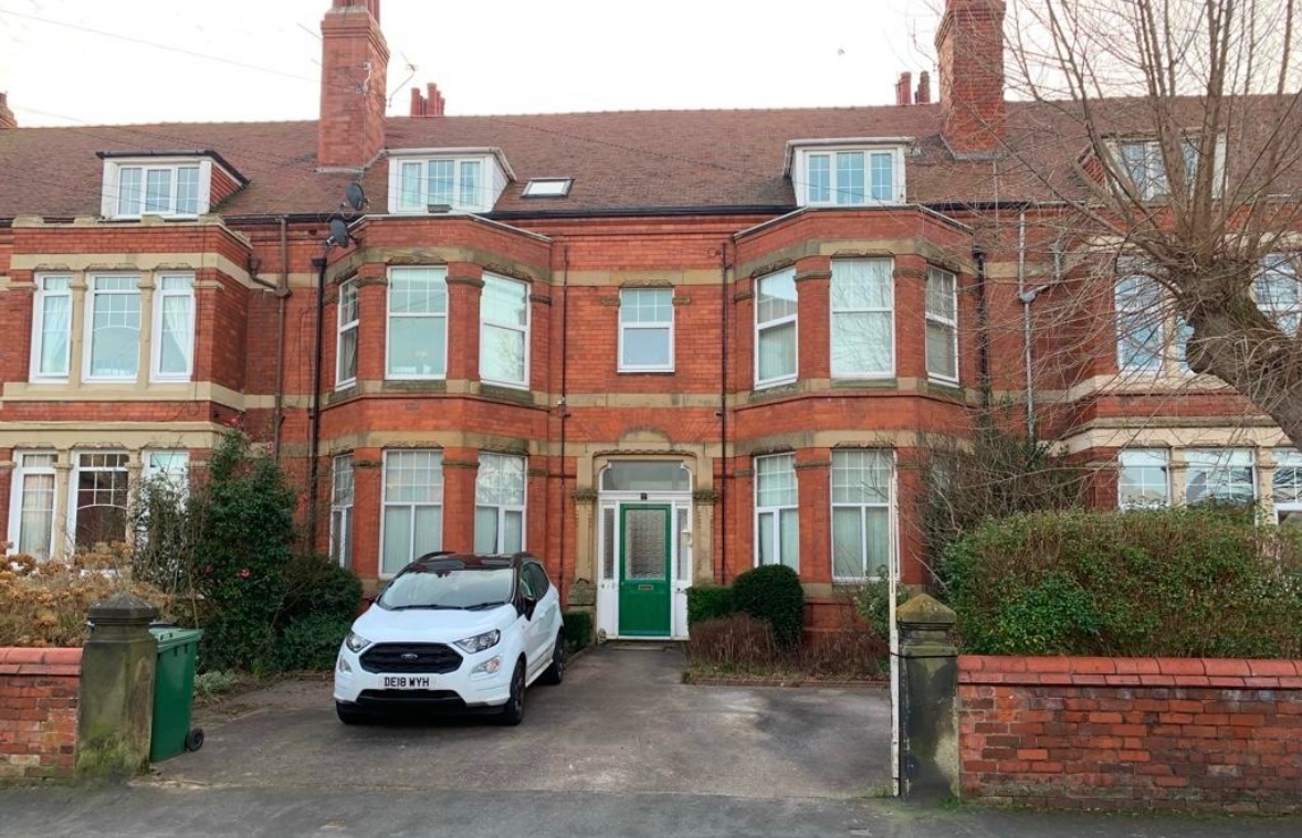 Wirral 1 Bed Flat, Hilbre House, CH47 To Rent Now for £700.00 p/m