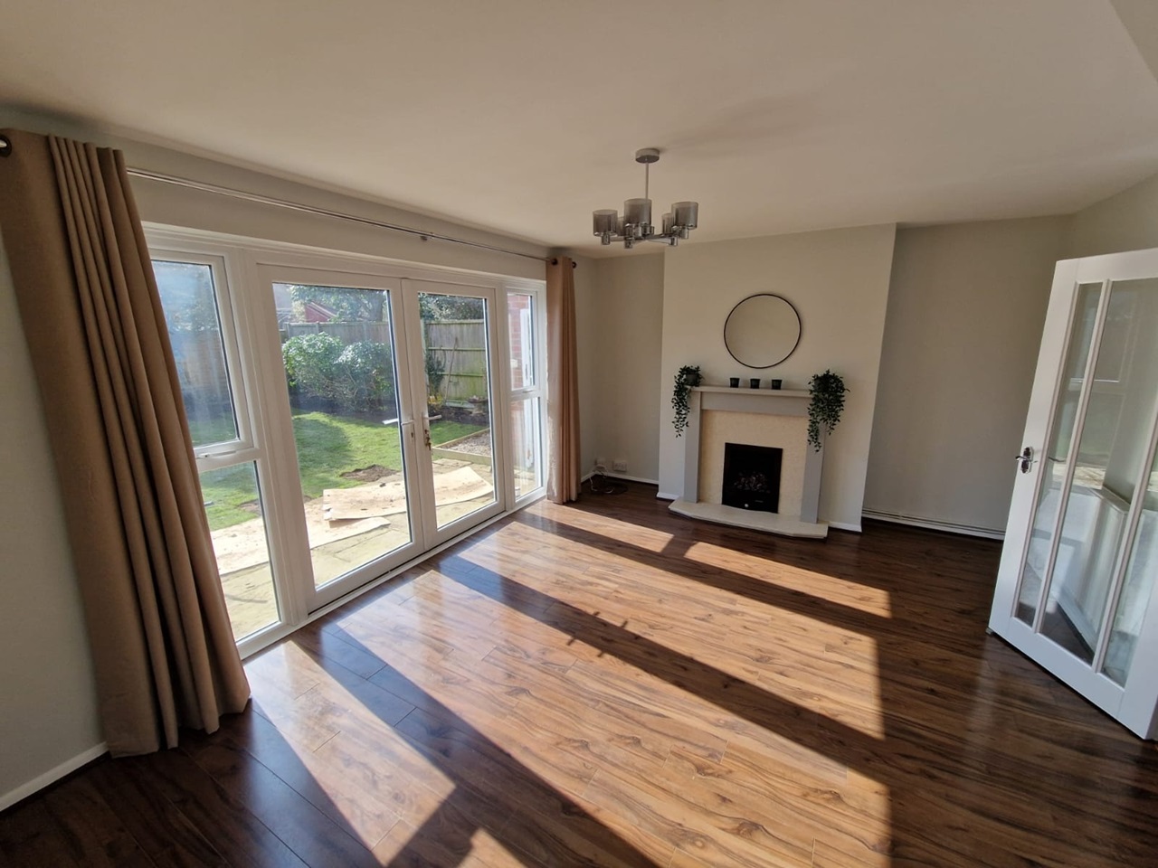 Spencers Wood, Reading 3 Bed SemiDetached House, Orchard Close, RG7