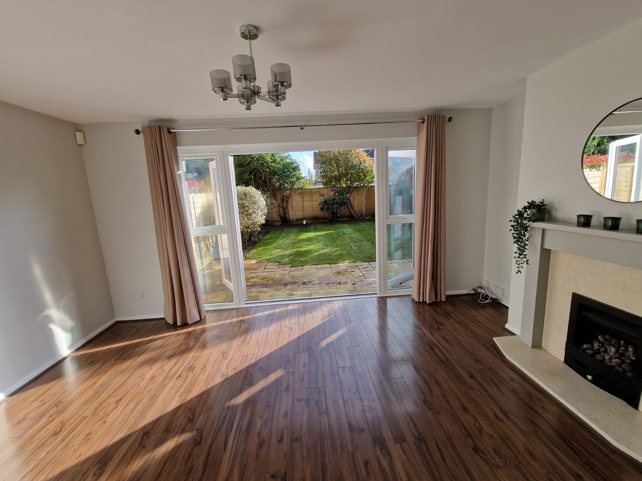 Spencers Wood, Reading 3 Bed SemiDetached House, Orchard Close, RG7