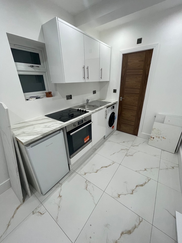 Ruislip Studio Flat, Chelston Road, HA4 To Rent Now for £900.00 p/m