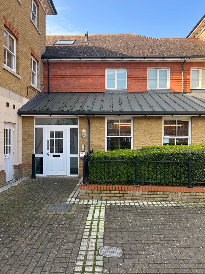 Newington, Sittingbourne 2 Bed Flat, School Mews, ME9 To Rent Now