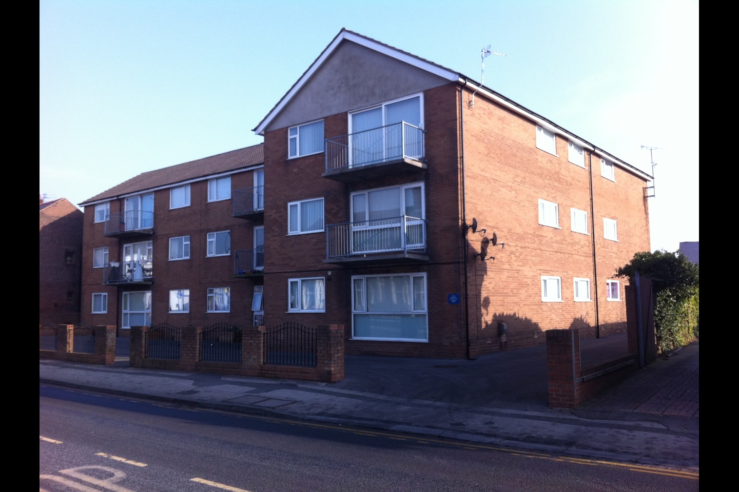 PoultonLeFylde 2 Bed Flat, Hardhorn Court, FY6 To Rent Now for £
