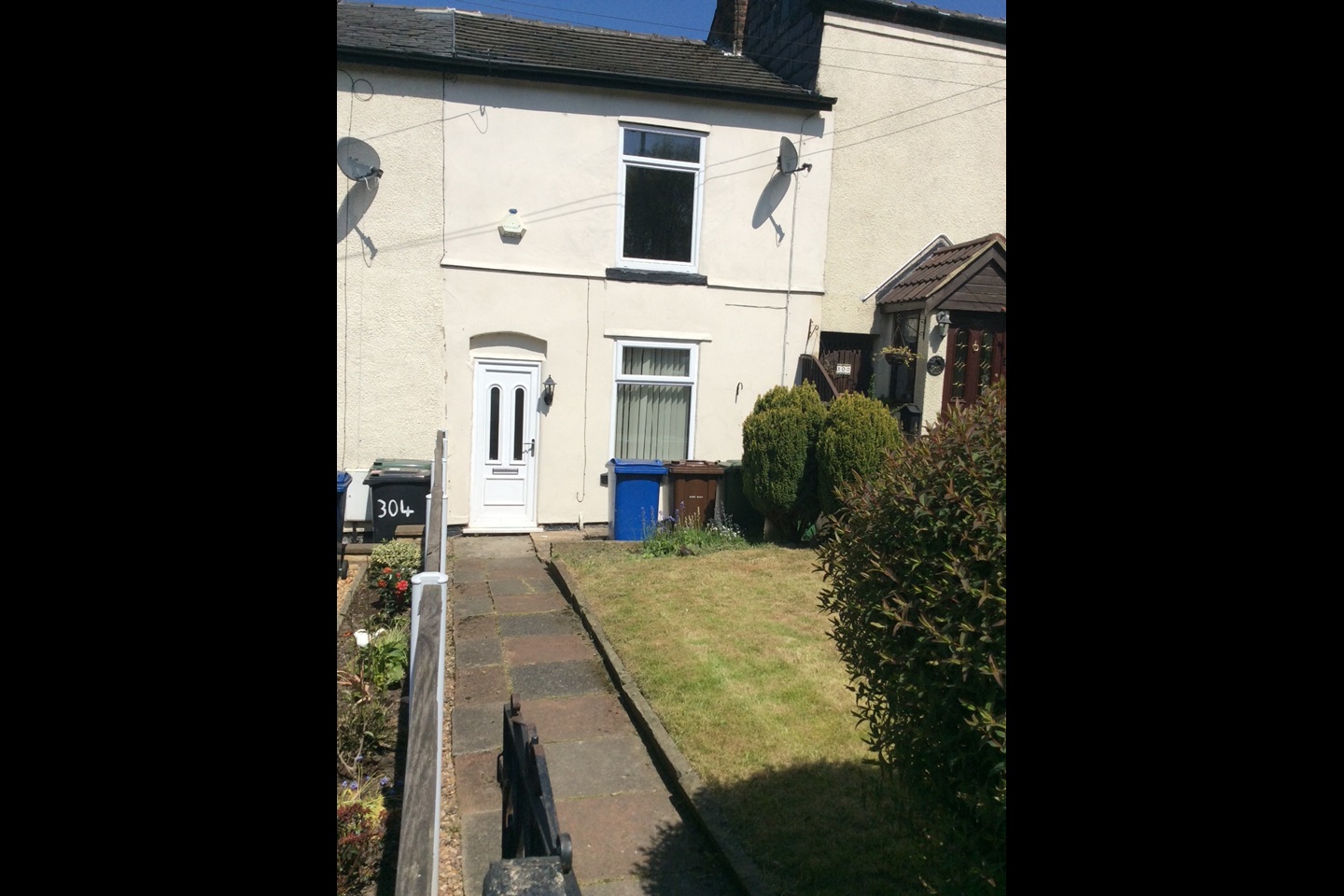 Bury 2 Bed Terraced House, Hollins Lane, BL9 To Rent Now for £650.