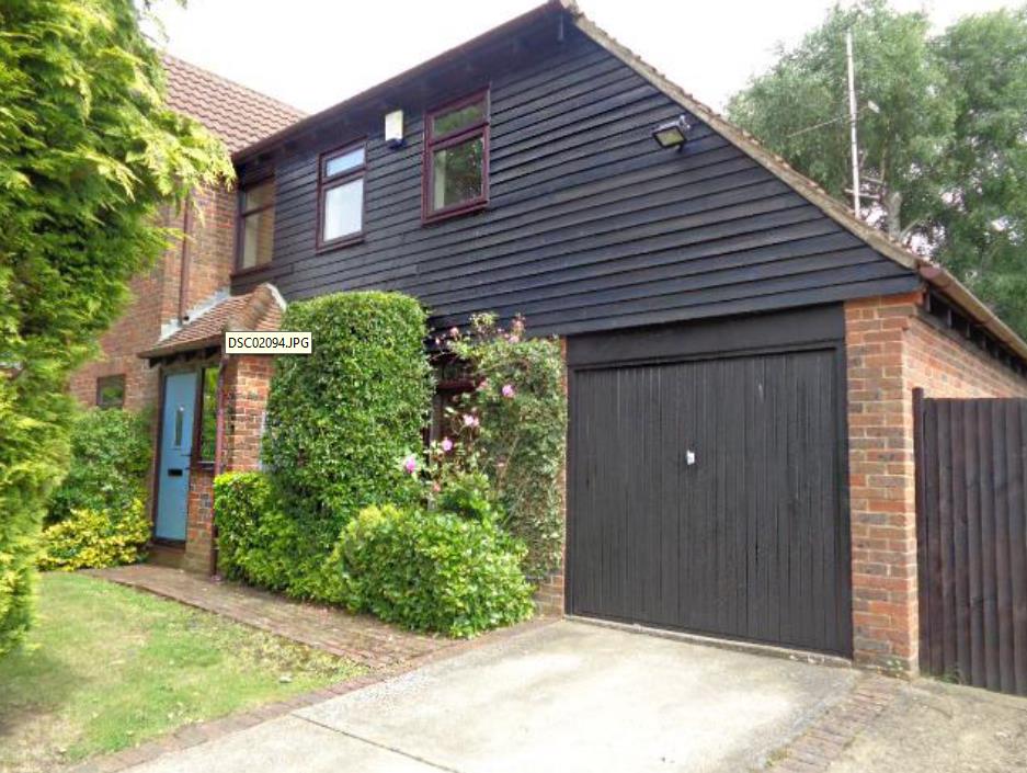 Bearsted 3 Bed SemiDetached House, Bodsham Crescent, ME15 To Rent
