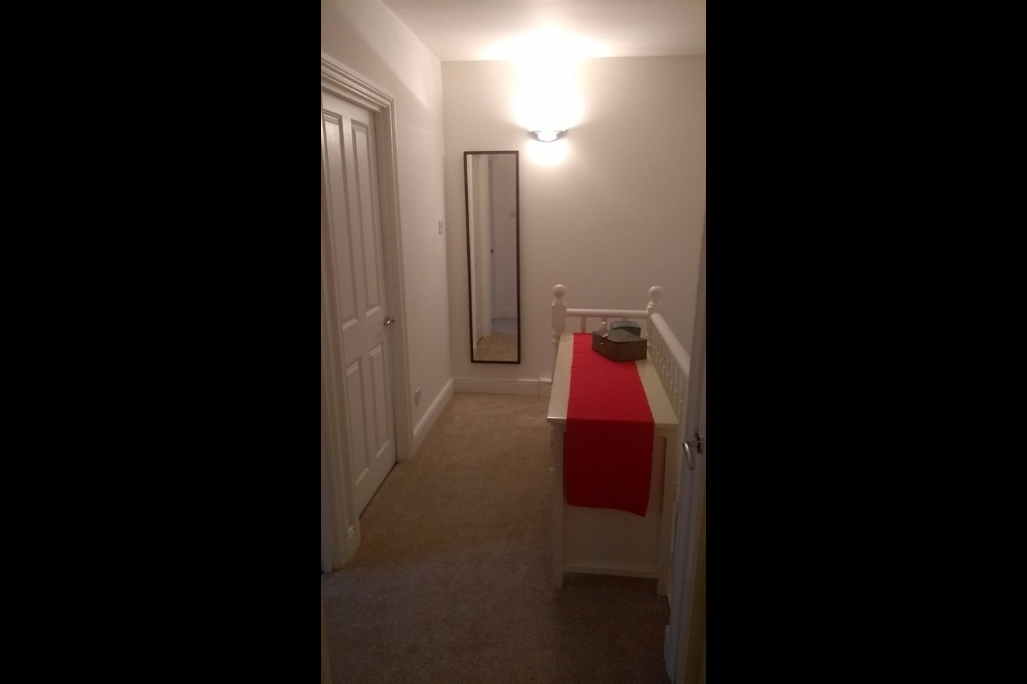 Chertsey 2 Bed Flat, Windsor St, KT16 To Rent Now for £1,400.00 p/m