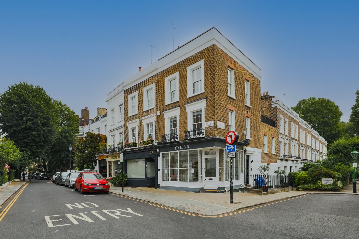 London 1 Bed Flat, Gordon Place, W8 To Rent Now for £2,925.00 p/m