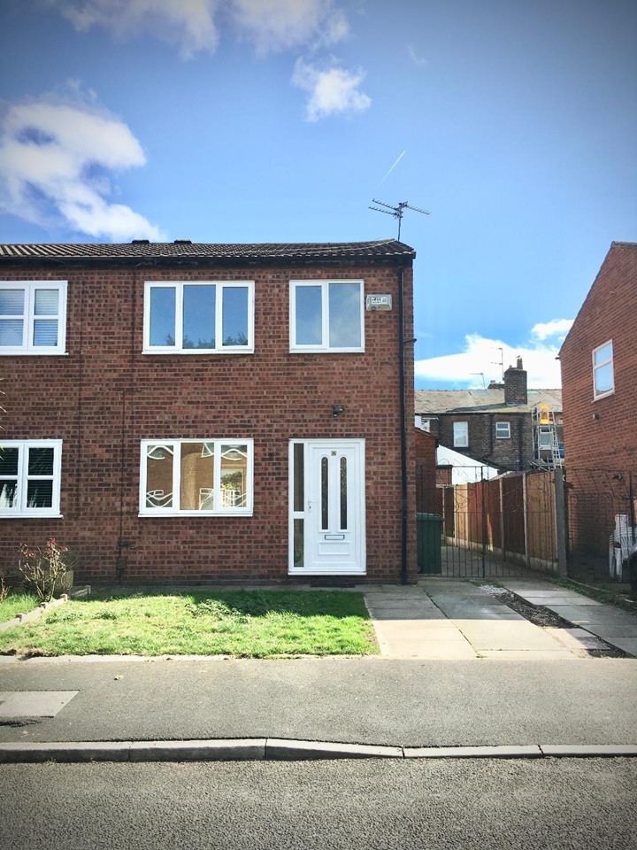 Liverpool 3 Bed SemiDetached House, Quarry Close, L13 To Rent Now