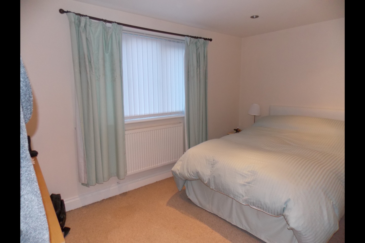 Liverpool 2 Bed Flat, Hunts Cross Avenue, L25 To Rent Now for £800.00 p/m