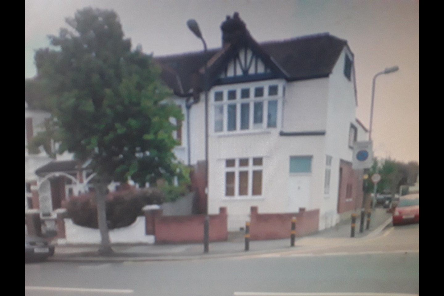 London Studio Flat, Revelstoke Road, SW18 To Rent Now for £1,075.00 p/m