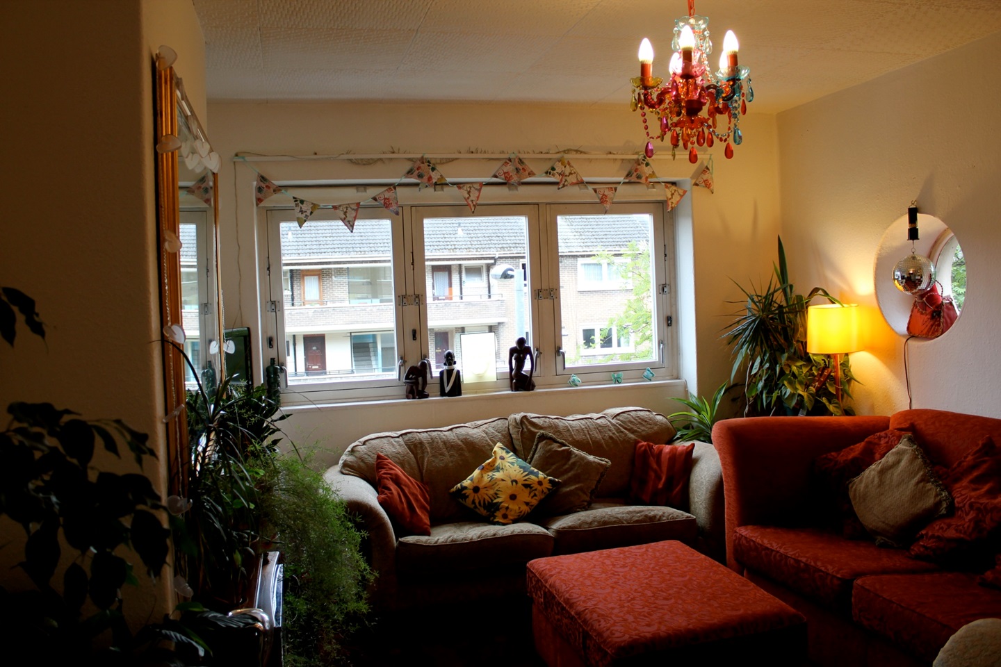 Glasgow 3 Bed Flat, Thornwood Road, G11 To Rent Now for £1,200.00 p/m