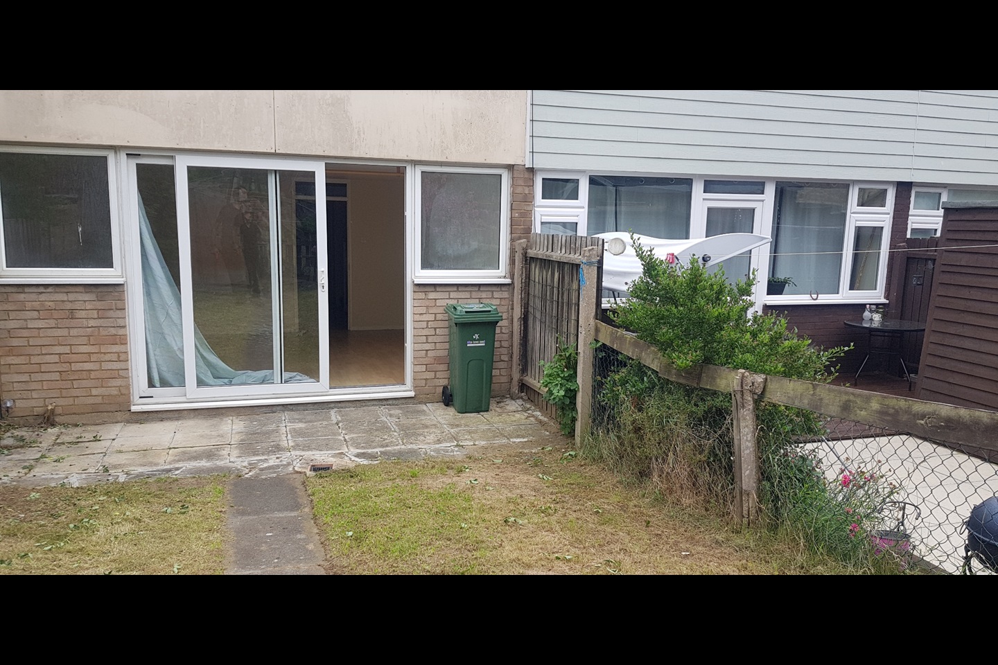 Bletchley, Milton Keynes 3 Bed SemiDetached House, Santen Grove, MK2 To Rent Now for £1,000