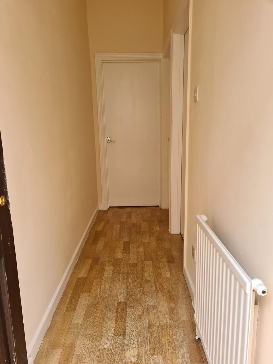 LeighOnSea 1 Bed Flat, Rayleigh Road, SS9 To Rent Now for £650.00 p/m