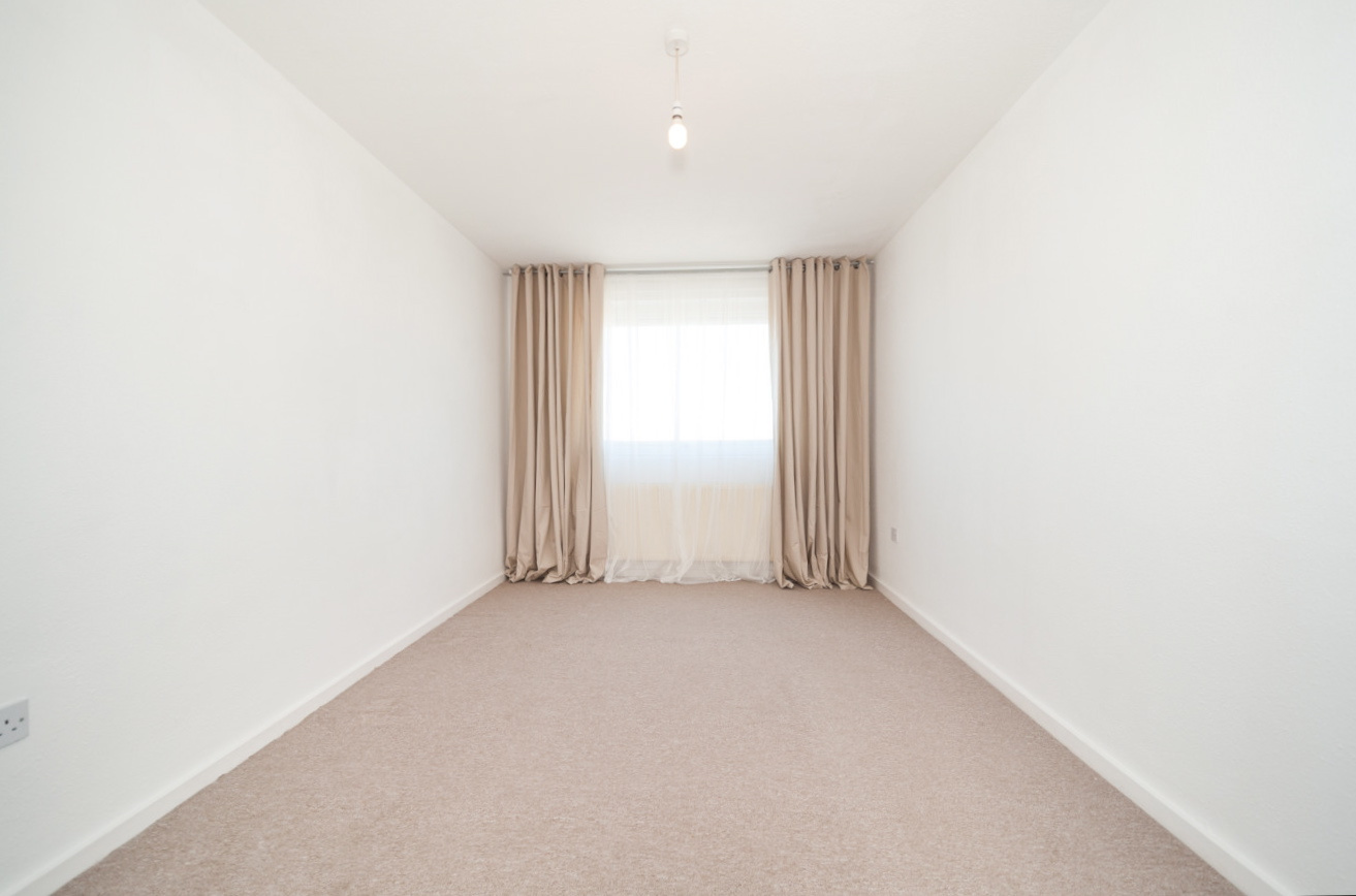 London 1 Bed Flat, Landmark Heights, E5 To Rent Now for £1,500.00 p/m