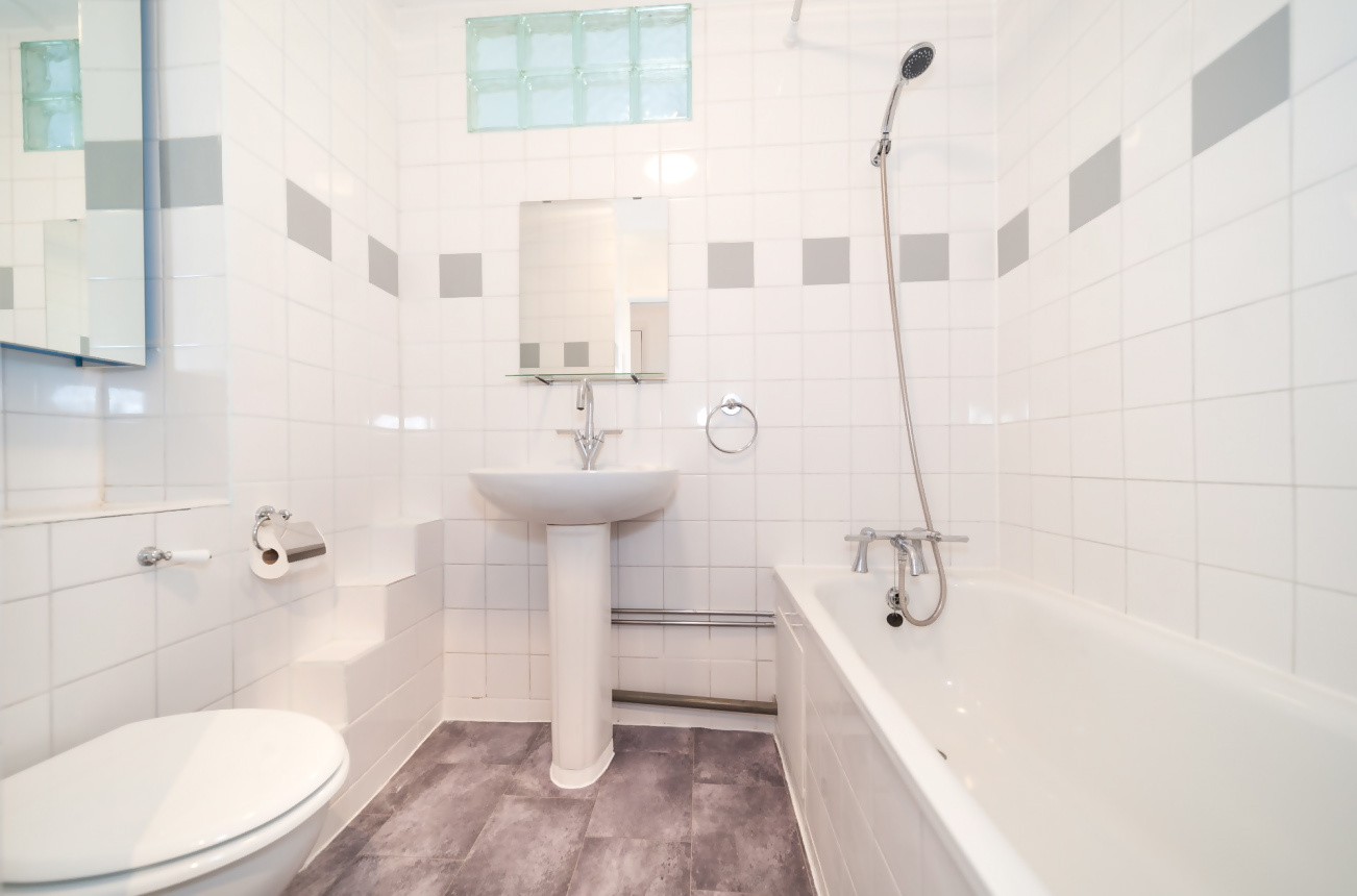 London 1 Bed Flat, Landmark Heights, E5 To Rent Now for £1,500.00 p/m