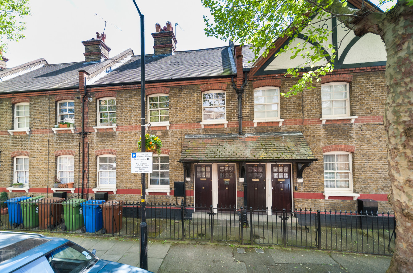 London 1 Bed Flat, Merrow Street, SE17 To Rent Now for £1,600.00 p/m