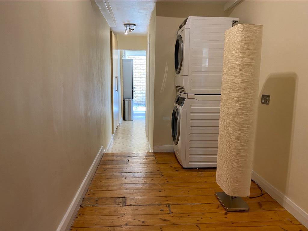 London 1 Bed Flat, Moreton Terrace, SW1V To Rent Now for £2,150.00 p/m