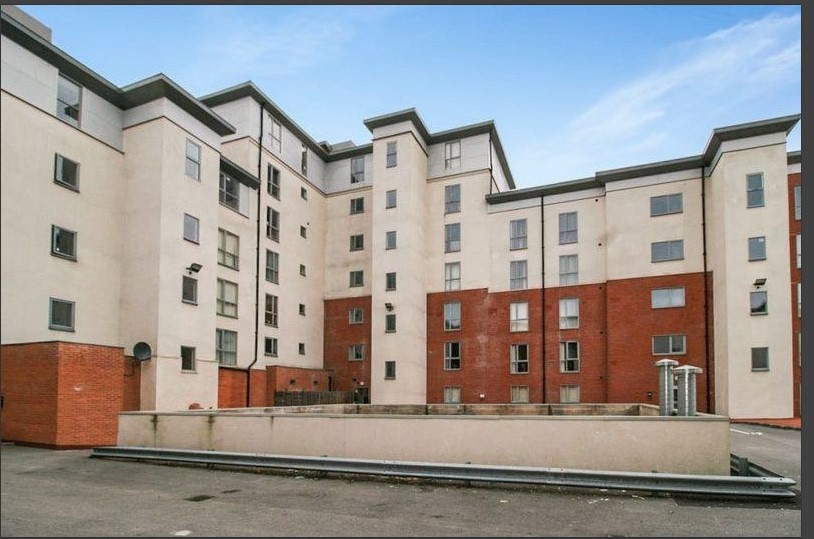 Mansfield 1 Bed Flat, St Crispins Court, NG18 To Rent Now for £450.