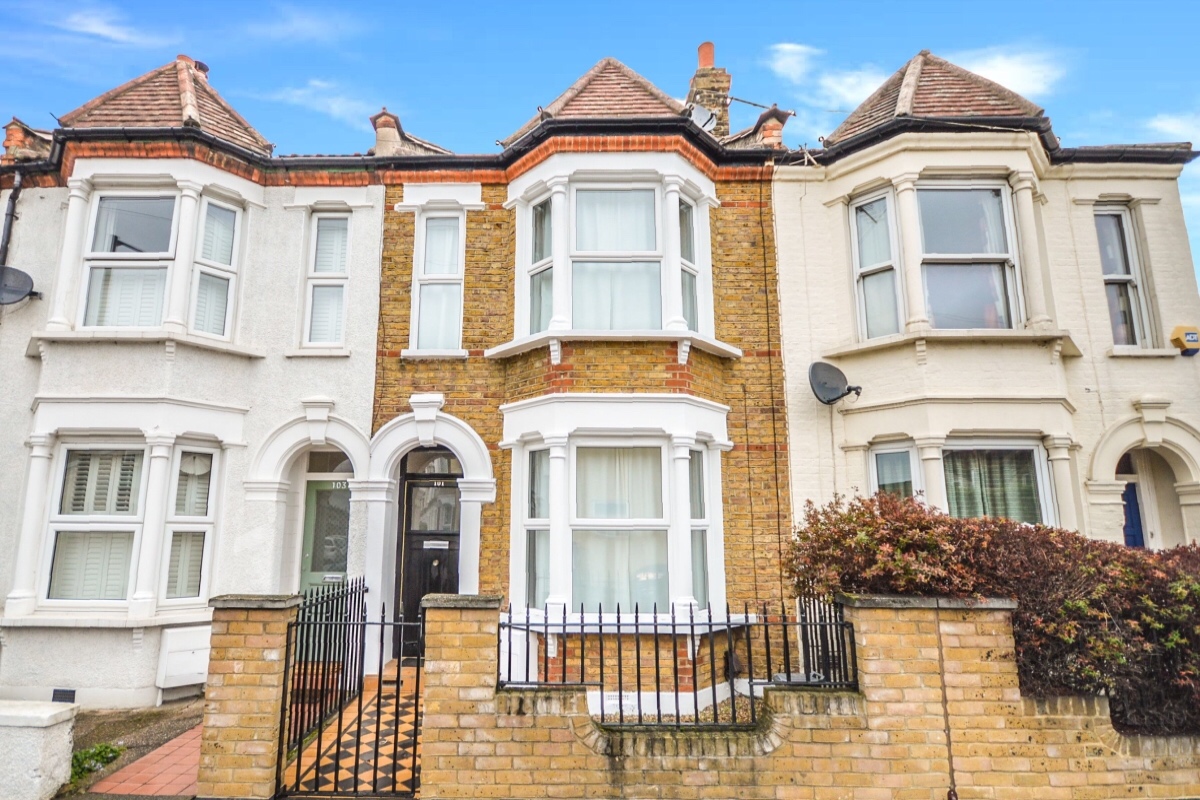 London 3 Bed Terraced House, Bradgate Road, SE6 To Rent Now for £