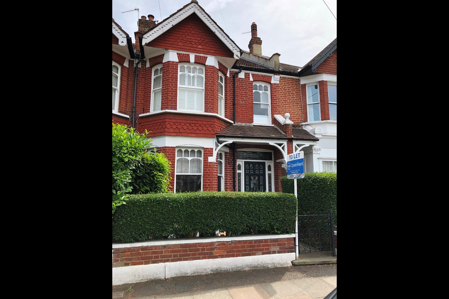 London 1 Bed Flat, Revelstoke Road, SW18 To Rent Now for £1,750.00 p/m