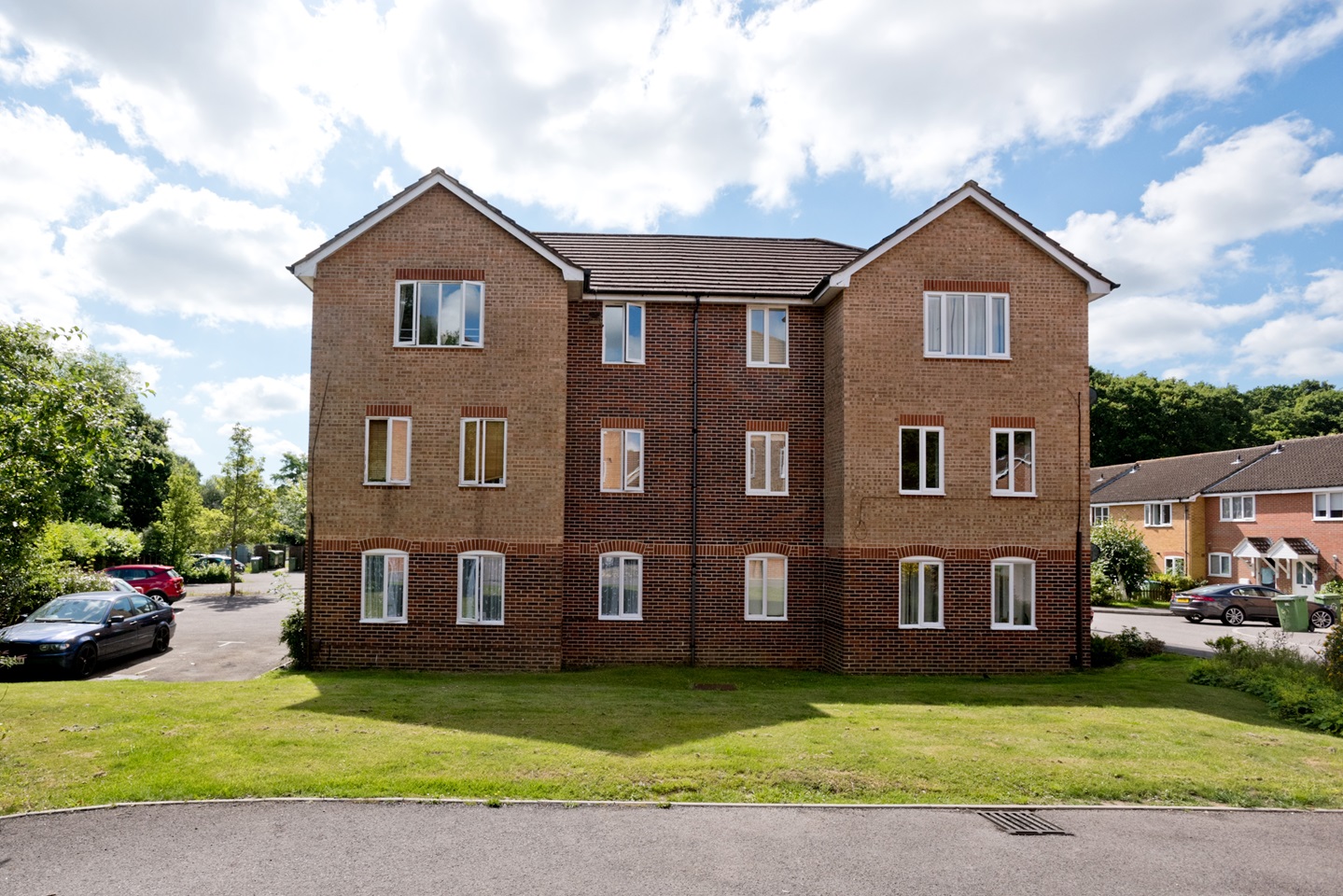 Whiteley, Fareham 2 Bed Flat, Epsom Court, PO15 To Rent Now for £