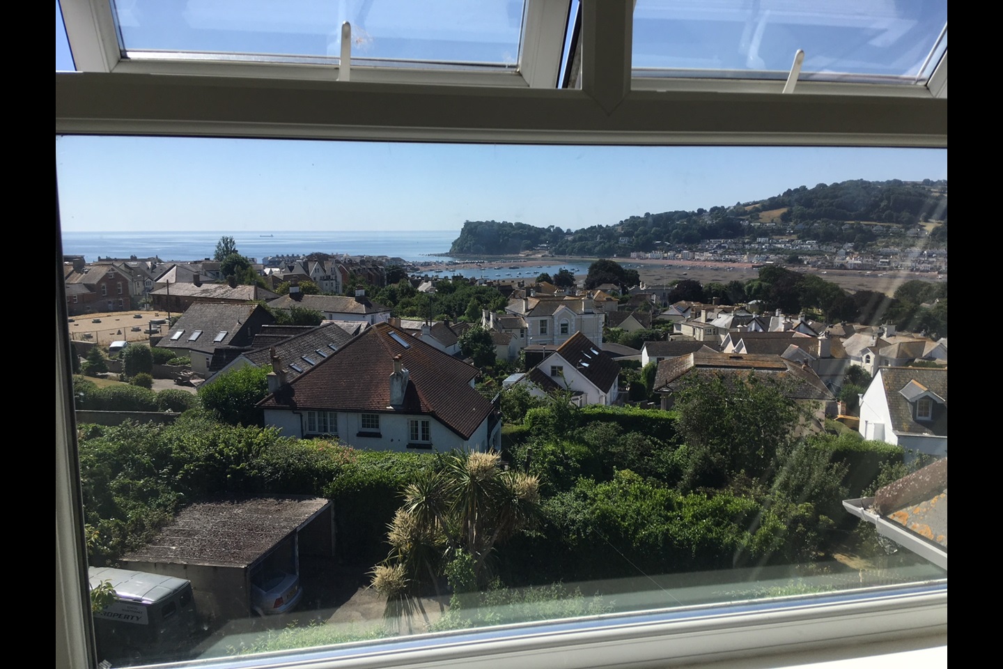 Teignmouth 2 Bed Flat, Coombe Vale Road, TQ14 To Rent Now for £