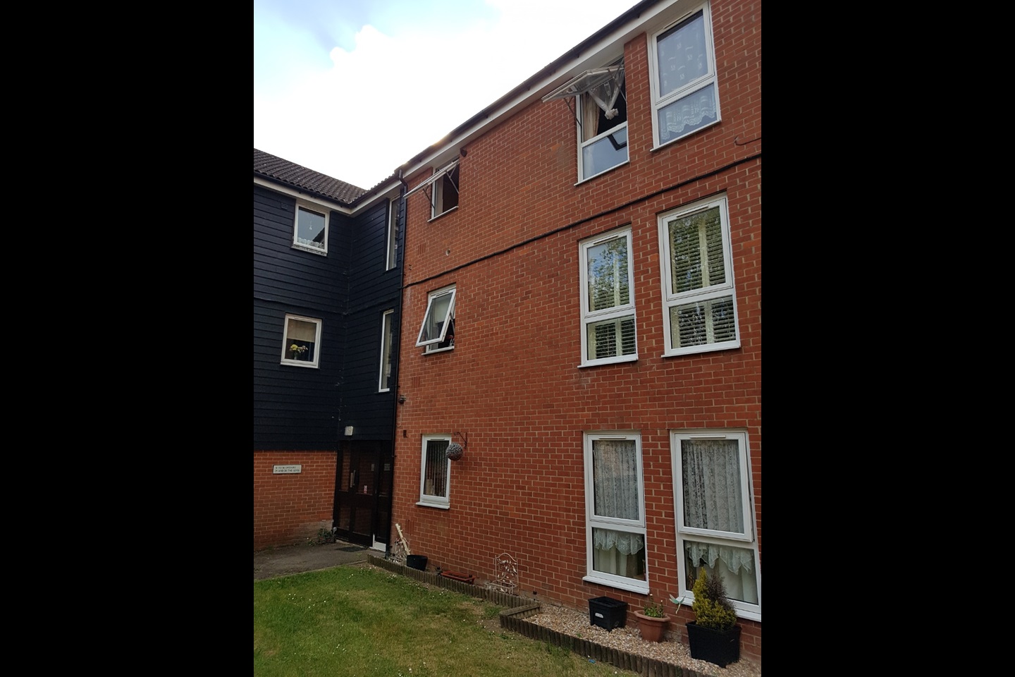 Halstead 1 Bed Flat, Elizabeth Way, CO9 To Rent Now for £610.00 p/m