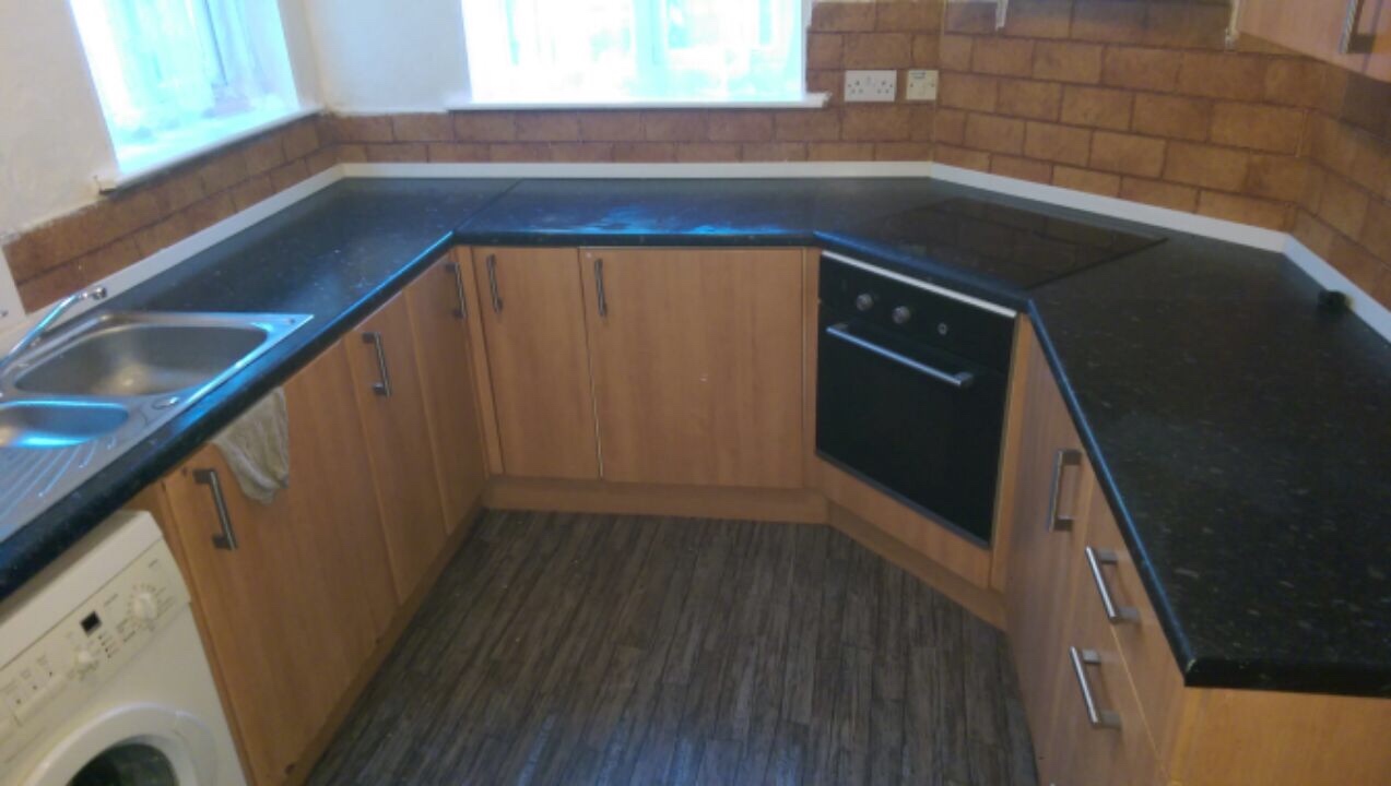 3 Bed House To Rent In Manchester M9