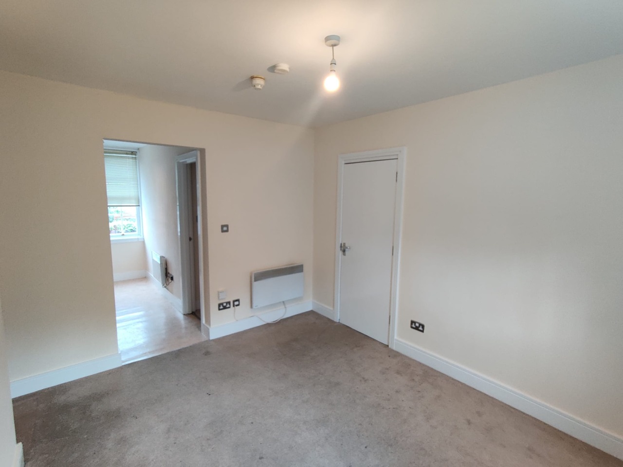 Tunbridge Wells 1 Bed Flat, Garden Road, TN1 To Rent Now for £700.