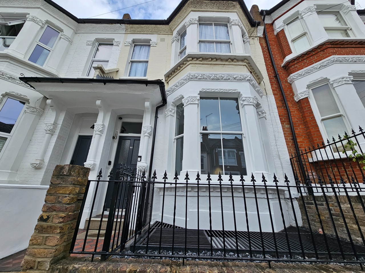 London 2 Bed Flat, Dorothy Road, SW11 To Rent Now for £2,200.00 p/m
