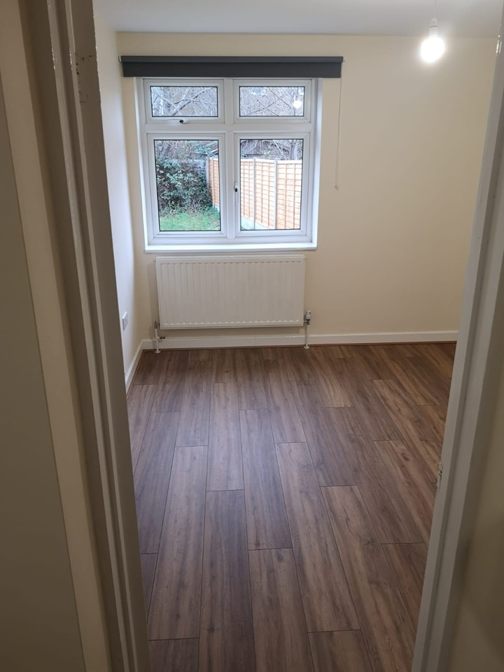 Chadwell Heath, Romford 5 Bed Terraced House, Hall Road, RM6 To