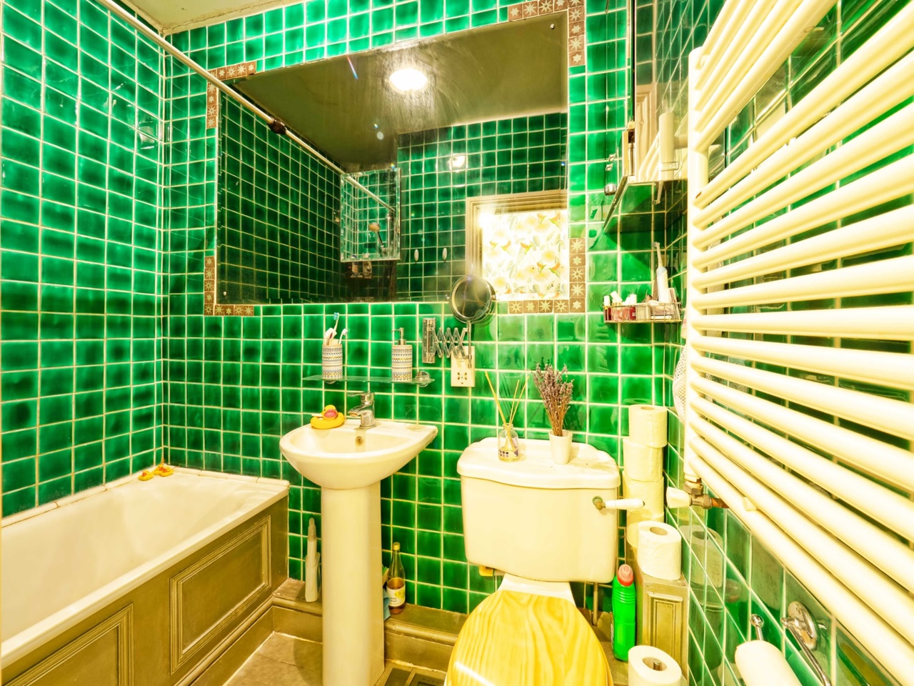 London 1 Bed Flat, Irving Road, W14 To Rent Now for £1,600.00 p/m