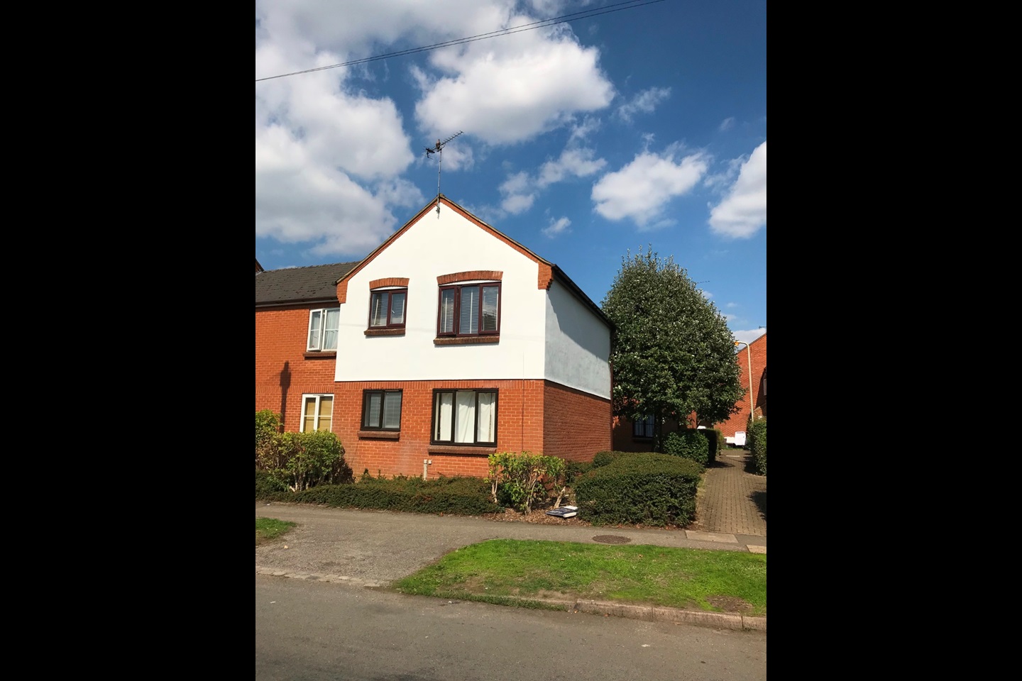 St, Albans Herts 1 Bed Flat, Sandridge, AL4 To Rent Now for £1,200.