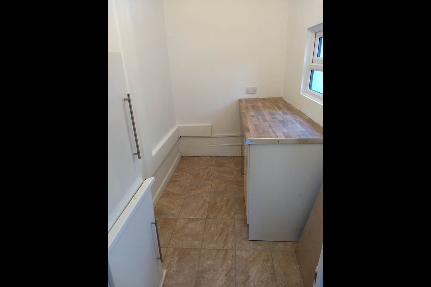 Gloucester 3 Bed SemiDetached House, Elmleaze, GL2 To Rent Now for