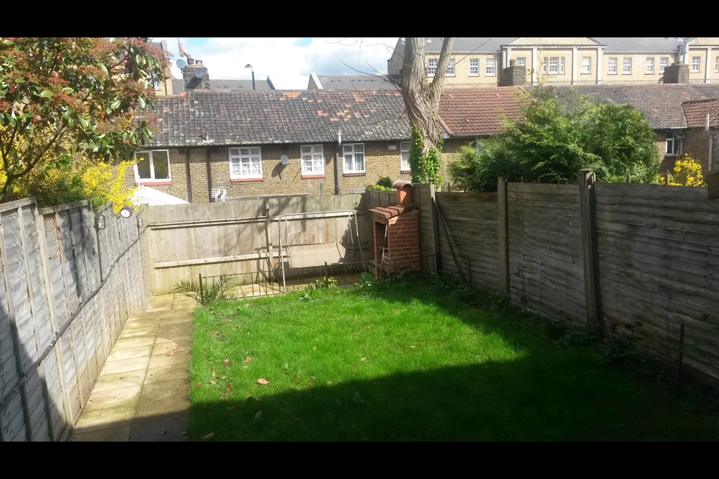London 1 Bed Flat, Lavender Road, SE16 To Rent Now for £1,590.00 p/m