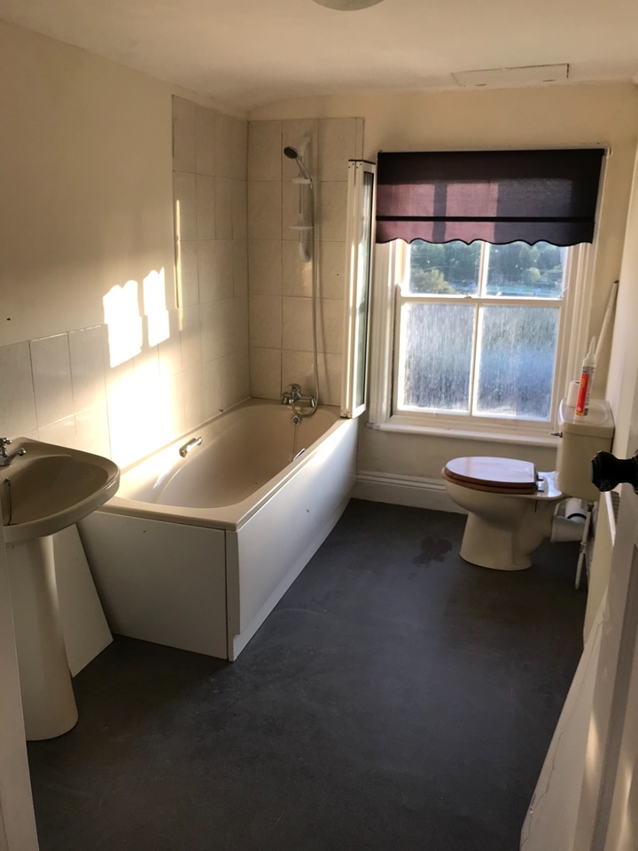 Liversedge 2 Bed Terraced House, Norristhorpe Lane, WF15 To Rent