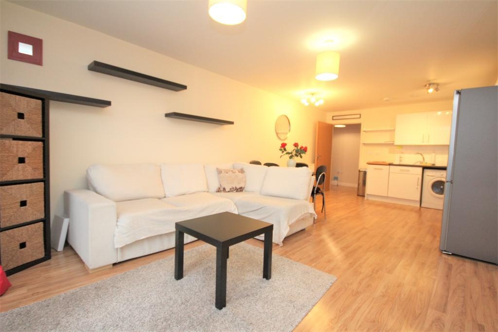London 2 Bed Flat, Mildmay Avenue, N1 To Rent Now for £2,400.00 p/m